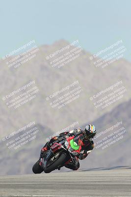 media/Sep-20-2025-Race Pace (Sat) [[d4e1b33f4d]]/Non Verified/Turn 9 (11am)/